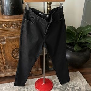 St John’s Bay Black Denim Jeans Size 16